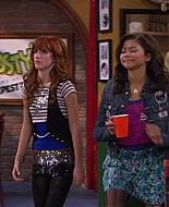 Shake_It_Up_S02E04_Beam_It_Up_1080p_BTD_001655.jpg