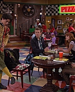 Shake_It_Up_S02E04_Beam_It_Up_1080p_BTD_001719.jpg
