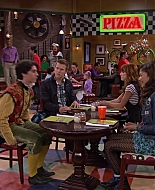 Shake_It_Up_S02E04_Beam_It_Up_1080p_BTD_001738.jpg