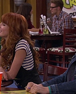 Shake_It_Up_S02E04_Beam_It_Up_1080p_BTD_001769.jpg