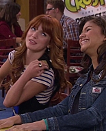 Shake_It_Up_S02E04_Beam_It_Up_1080p_BTD_001777.jpg