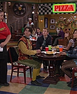 Shake_It_Up_S02E04_Beam_It_Up_1080p_BTD_001799.jpg