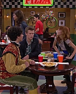 Shake_It_Up_S02E04_Beam_It_Up_1080p_BTD_001914.jpg