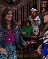 Shake_It_Up_S02E04_Beam_It_Up_1080p_BTD_001920.jpg