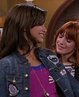 Shake_It_Up_S02E04_Beam_It_Up_1080p_BTD_002004.jpg