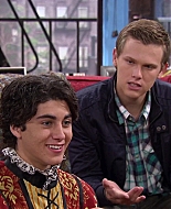 Shake_It_Up_S02E04_Beam_It_Up_1080p_BTD_002318.jpg