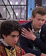 Shake_It_Up_S02E04_Beam_It_Up_1080p_BTD_002335.jpg