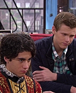 Shake_It_Up_S02E04_Beam_It_Up_1080p_BTD_002337.jpg