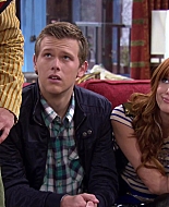 Shake_It_Up_S02E04_Beam_It_Up_1080p_BTD_002382.jpg