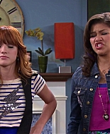 Shake_It_Up_S02E04_Beam_It_Up_1080p_BTD_002427.jpg