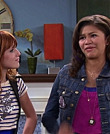 Shake_It_Up_S02E04_Beam_It_Up_1080p_BTD_002447.jpg