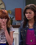 Shake_It_Up_S02E04_Beam_It_Up_1080p_BTD_002469.jpg
