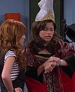 Shake_It_Up_S02E04_Beam_It_Up_1080p_BTD_002769.jpg