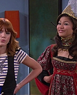 Shake_It_Up_S02E04_Beam_It_Up_1080p_BTD_002804.jpg