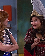Shake_It_Up_S02E04_Beam_It_Up_1080p_BTD_002846.jpg