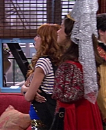 Shake_It_Up_S02E04_Beam_It_Up_1080p_BTD_002870.jpg