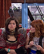 Shake_It_Up_S02E04_Beam_It_Up_1080p_BTD_003004.jpg