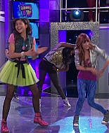 Shake_It_Up_S02E05_Doctor_It_Up_1080p_BTD_001513.jpg