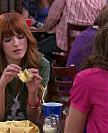 Shake_It_Up_S02E05_Doctor_It_Up_1080p_BTD_002089.jpg