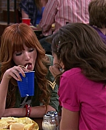Shake_It_Up_S02E05_Doctor_It_Up_1080p_BTD_002112.jpg