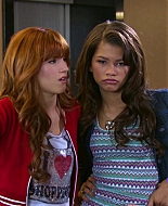 Shake_It_Up_S02E06_Review_It_Up_1080p_BTD_000718.jpg