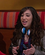 Shake_It_Up_S02E06_Review_It_Up_1080p_BTD_000805.jpg