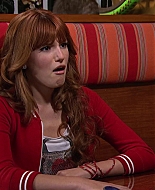 Shake_It_Up_S02E06_Review_It_Up_1080p_BTD_000934.jpg