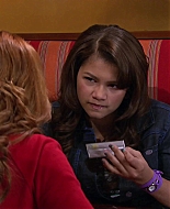Shake_It_Up_S02E06_Review_It_Up_1080p_BTD_000951.jpg