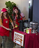 Shake_It_Up_S02E06_Review_It_Up_1080p_BTD_001433.jpg