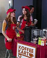 Shake_It_Up_S02E06_Review_It_Up_1080p_BTD_001458.jpg