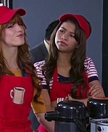 Shake_It_Up_S02E06_Review_It_Up_1080p_BTD_001466.jpg