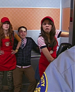 Shake_It_Up_S02E06_Review_It_Up_1080p_BTD_001754.jpg