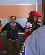 Shake_It_Up_S02E06_Review_It_Up_1080p_BTD_001758.jpg