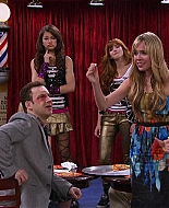 Shake_It_Up_S02E06_Review_It_Up_1080p_BTD_002746.jpg