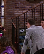 Shake_It_Up_S02E06_Review_It_Up_1080p_BTD_002811.jpg