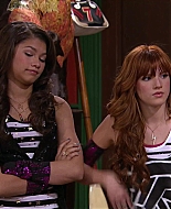Shake_It_Up_S02E06_Review_It_Up_1080p_BTD_002942.jpg