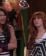 Shake_It_Up_S02E06_Review_It_Up_1080p_BTD_002959.jpg