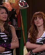 Shake_It_Up_S02E06_Review_It_Up_1080p_BTD_002962.jpg