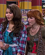 Shake_It_Up_S02E08_Auction_It_Up_1080p_BTD_000496.jpg