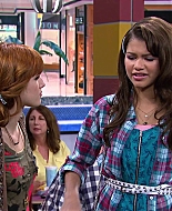 Shake_It_Up_S02E08_Auction_It_Up_1080p_BTD_000589.jpg
