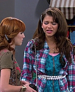 Shake_It_Up_S02E08_Auction_It_Up_1080p_BTD_000677.jpg