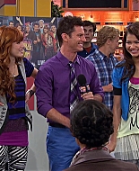 Shake_It_Up_S02E08_Auction_It_Up_1080p_BTD_001688.jpg