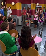 Shake_It_Up_S02E08_Auction_It_Up_1080p_BTD_001694.jpg