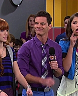 Shake_It_Up_S02E08_Auction_It_Up_1080p_BTD_001721.jpg