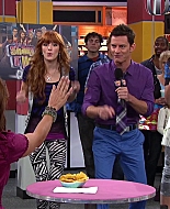 Shake_It_Up_S02E08_Auction_It_Up_1080p_BTD_001760.jpg