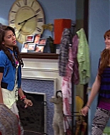 Shake_It_Up_S02E08_Auction_It_Up_1080p_BTD_001969.jpg