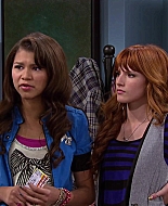Shake_It_Up_S02E08_Auction_It_Up_1080p_BTD_001995.jpg