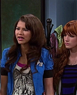Shake_It_Up_S02E08_Auction_It_Up_1080p_BTD_002003.jpg