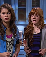 Shake_It_Up_S02E08_Auction_It_Up_1080p_BTD_002402.jpg