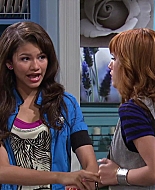 Shake_It_Up_S02E08_Auction_It_Up_1080p_BTD_002415.jpg